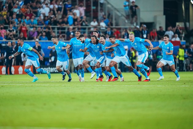 Luân lưu cân não, Man City giành Siêu cúp châu Âu