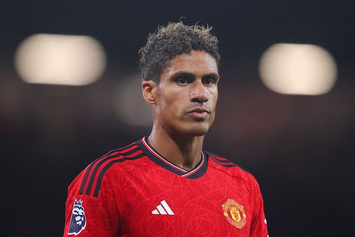 Varane: "Quá thất vọng khi họ không đoái hoài ý kiến của chúng tôi"
