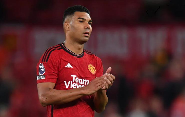 Robbie Savage dự đoán tỷ số trận Tottenham - Man United