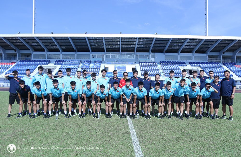 U23 Việt Nam làm quen sân Rayong, sẵn sàng lấy 3 điểm trước U23 Lào