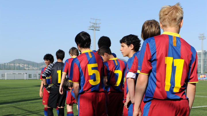 Tiết kiệm chi phí, Barca cắt suất ăn trưa đội trẻ