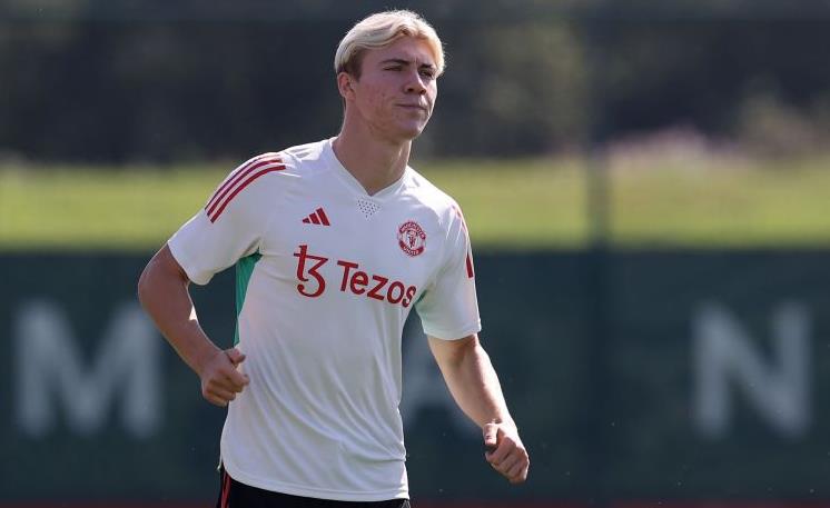 NÓNG! Ten Hag xác nhận Rasmus Hojlund bình phục, hé lộ ngày ra mắt