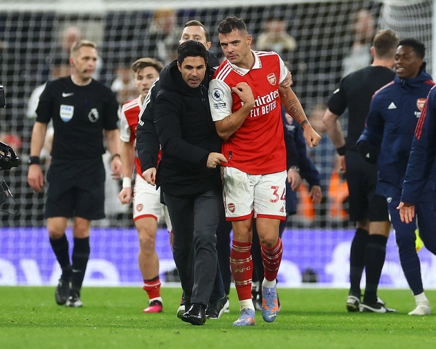 3 cách để Arsenal quên đi Xhaka