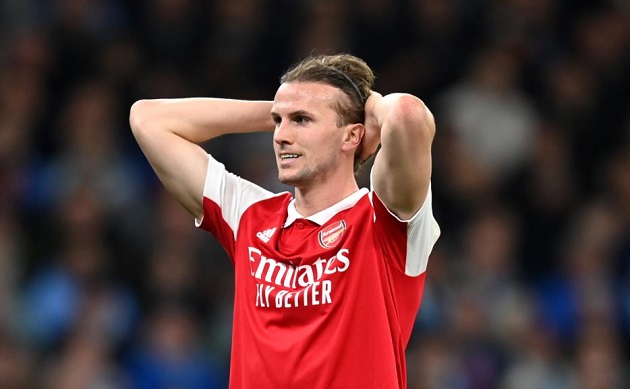 Tân binh Premier League gửi đề nghị khó chối từ cho Arsenal