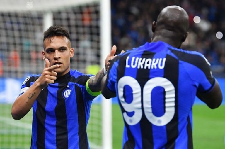 "Ân đoạn nghĩa tuyệt", Lautaro hủy theo dõi Lukaku 