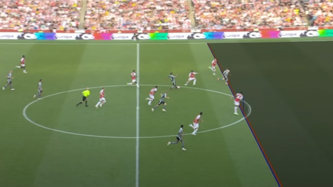 2 khoảnh khắc gây thót tim ở trận Arsenal - Man Utd