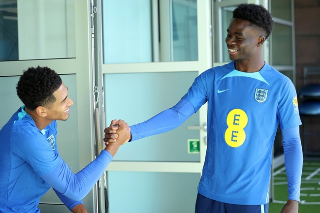 Dàn sao tuyển Anh hội quân tại St George's Park