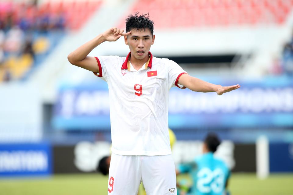HLV Troussier chốt danh sách U23 Việt Nam dự vòng loại U23 châu Á