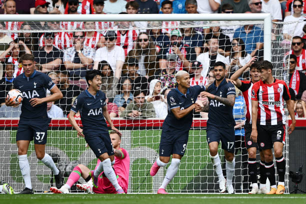 5 key pass, chữ ký 0 đồng của Tottenham gây choáng