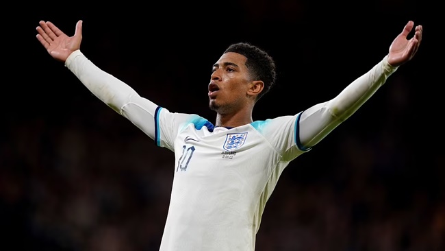 Ảnh bài viết Bellingham tạo nên cơn sốt, dáng dấp Zidane được tái hiện