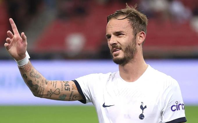 "Maddison đang vượt mặt Odegaard"