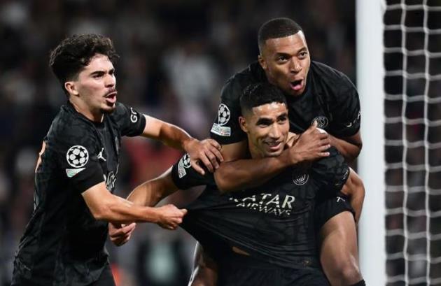 Ảnh bài viết RB Leipzig thắng dễ Young Boys, PSG đả bại Dortmund