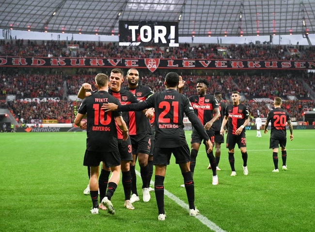 Hủy diệt 4 bàn, Xabi Alonso trình làng thứ bóng đá tấn công tổng lực