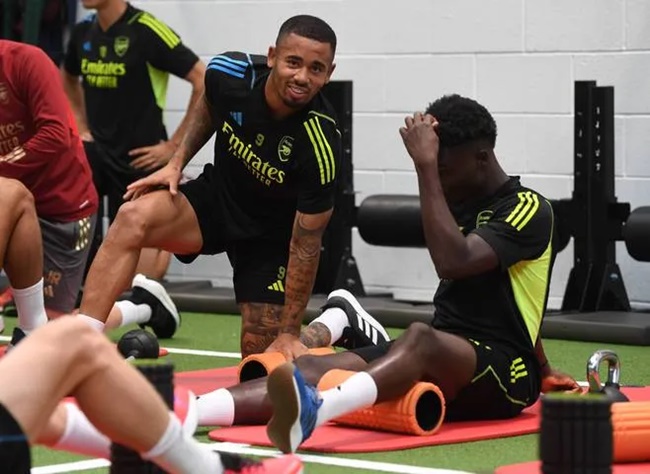 Ảnh bài viết Trước trận derby London, dàn sao Arsenal rôm rả trong phòng gym