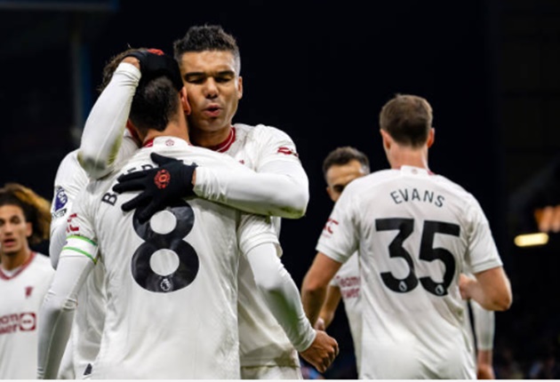 Ảnh bài viết Evans dọn cỗ, Bruno mang 3 điểm về cho M.U