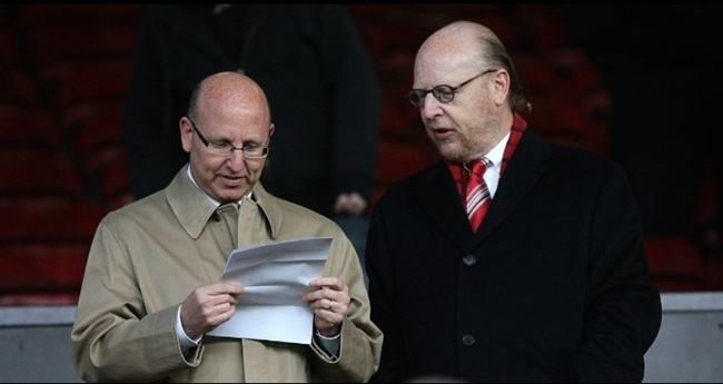 Người hâm mộ Man Utd không khoan nhượng với nhà Glazer