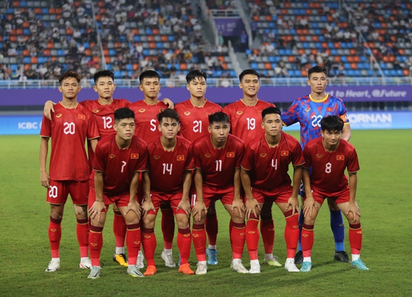 Olympic Việt Nam: Từ cơn giận của HLV Hoàng Anh Tuấn đến World Cup