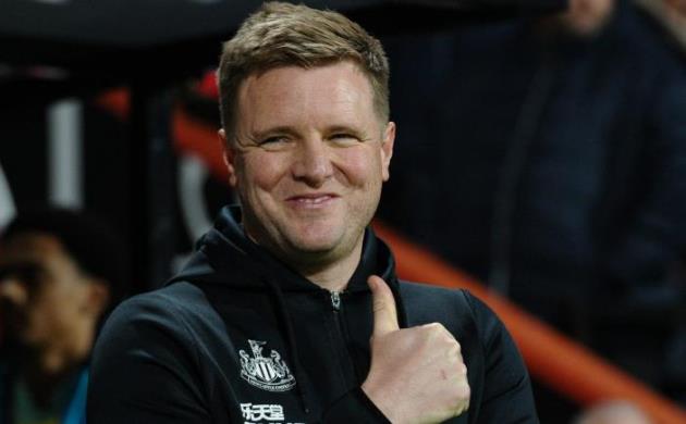 Ảnh bài viết HLV Eddie Howe sớm thách thức Man United