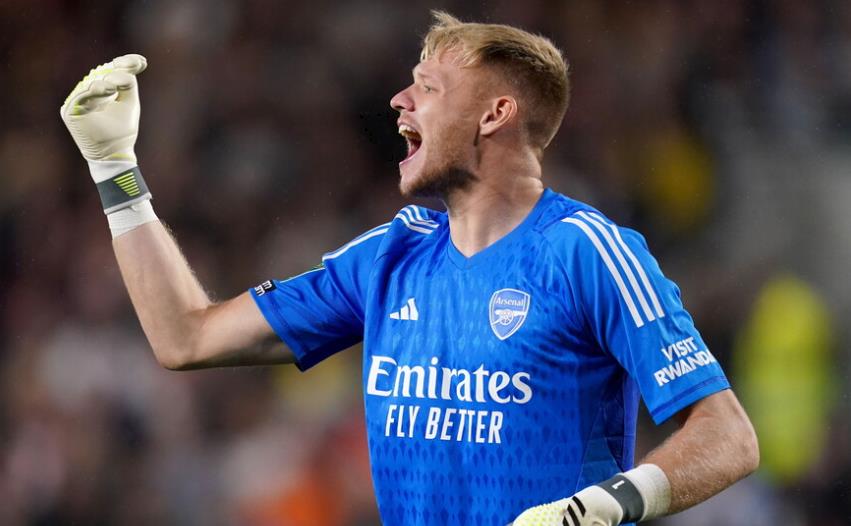 Ảnh bài viết Mikel Arteta vỗ về Aaron Ramsdale