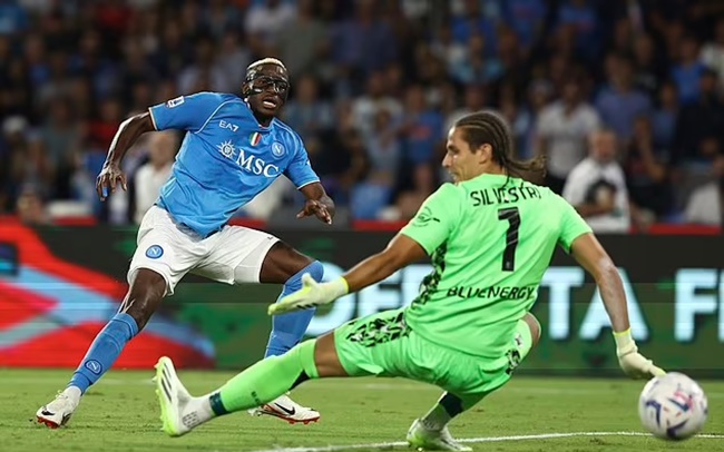 Ảnh bài viết Quan hệ rạn nứt, Osimhen chống đối Napoli ra mặt