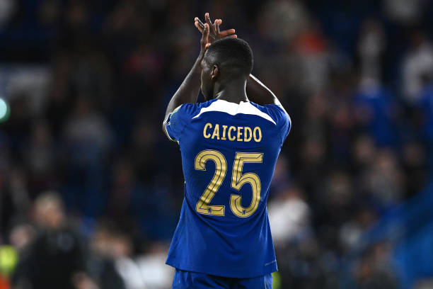 Ảnh bài viết Đã không có màn "tri ân" nào từ Moises Caicedo