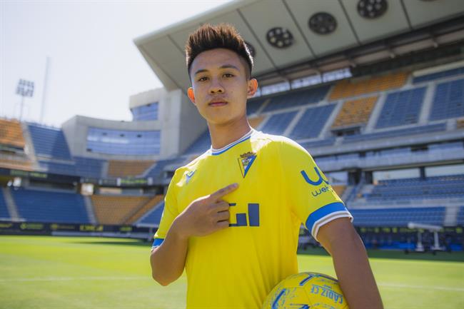 Vĩnh Nguyên tỏa sáng với 4 bàn, CLB La Liga liền có động thái