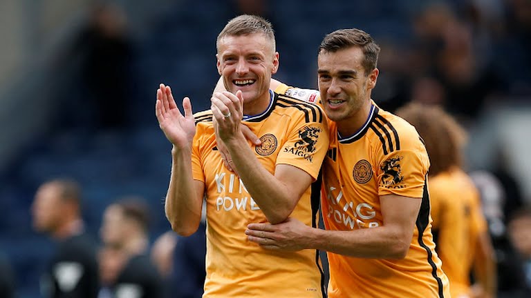 Ảnh bài viết Vardy cùng Leicester tiếp tục thăng hoa, thắng hủy diệt 4 bàn