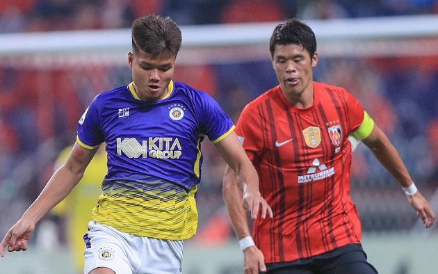 Hà Nội phơi áo trước Urawa Red
