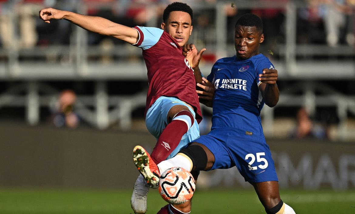 Ảnh bài viết Ngả mũ với Moises Caicedo