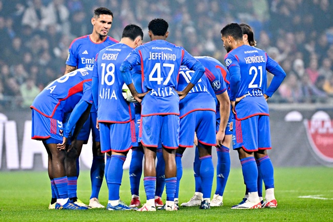 Ảnh bài viết Sau Ajax, một gã khổng lồ đang lún sâu vào khủng hoảng