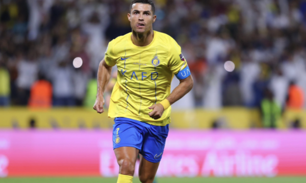 Ảnh bài viết Top 10 ngôi sao hưởng lương khủng nhất 2023: Messi 'ngửi khói' Ronaldo