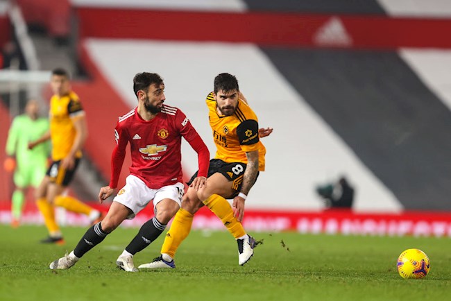 Ruben Neves và Fred có cơ hội trở lại Anh