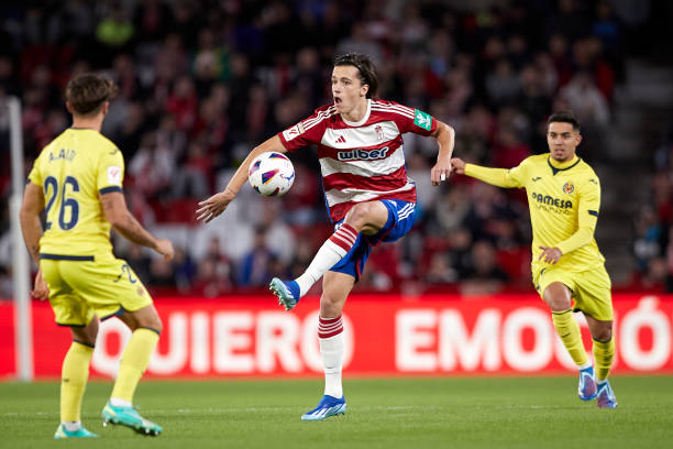 Ảnh bài viết Rời Man Utd, "báu vật cánh trái" thăng tiến vượt bậc