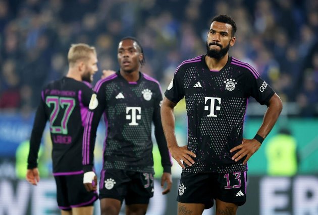 Bayern thua sốc đội hạng Ba, Dortmund đi tiếp