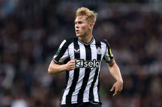 Ảnh bài viết Sao Chelsea được tung hô sau siêu phẩm vào lưới Man Utd