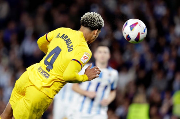 Ảnh bài viết "Cái đầu vàng" giúp Barca giành trọn 3 điểm