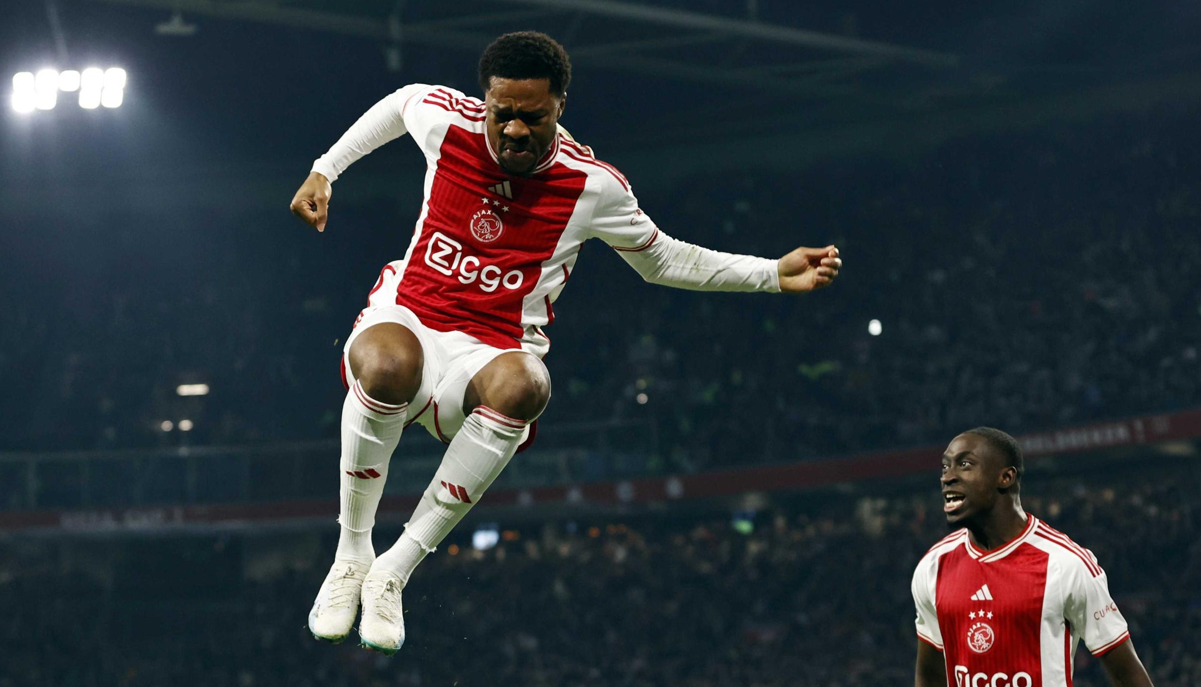 Ảnh bài viết Ajax hồi sinh mạnh mẽ, một bước nhảy vọt