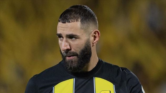 Ảnh bài viết Benzema đã tranh cãi thế nào với Nuno Santo?