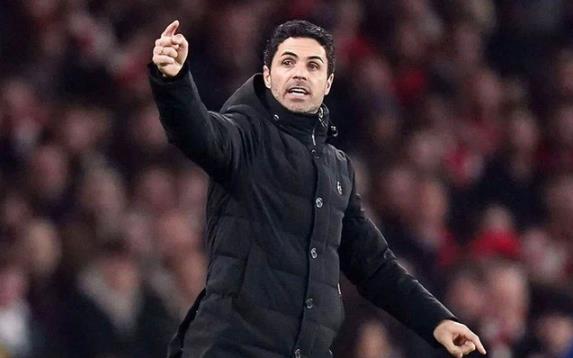 Ảnh bài viết Tuyển trạch viên khuyên Juventus chiêu mộ tiền vệ kiến thiết của Arsenal