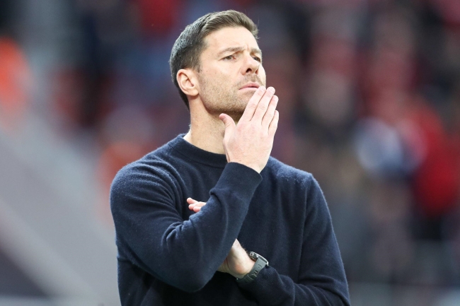 Xabi Alonso: ‘Phù thủy’ số một tại Bundesliga