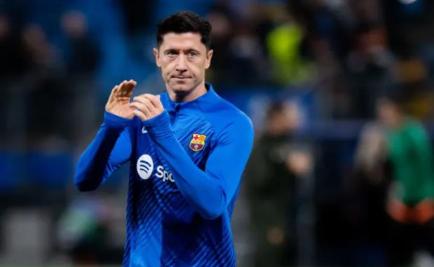 Ảnh bài viết Xavi giải thích lý do Lewandowski 'tịt ngòi'