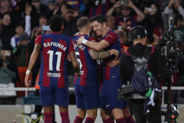 Ảnh bài viết Cứu tinh Lewan giúp Barca thoát thua nhược tiểu