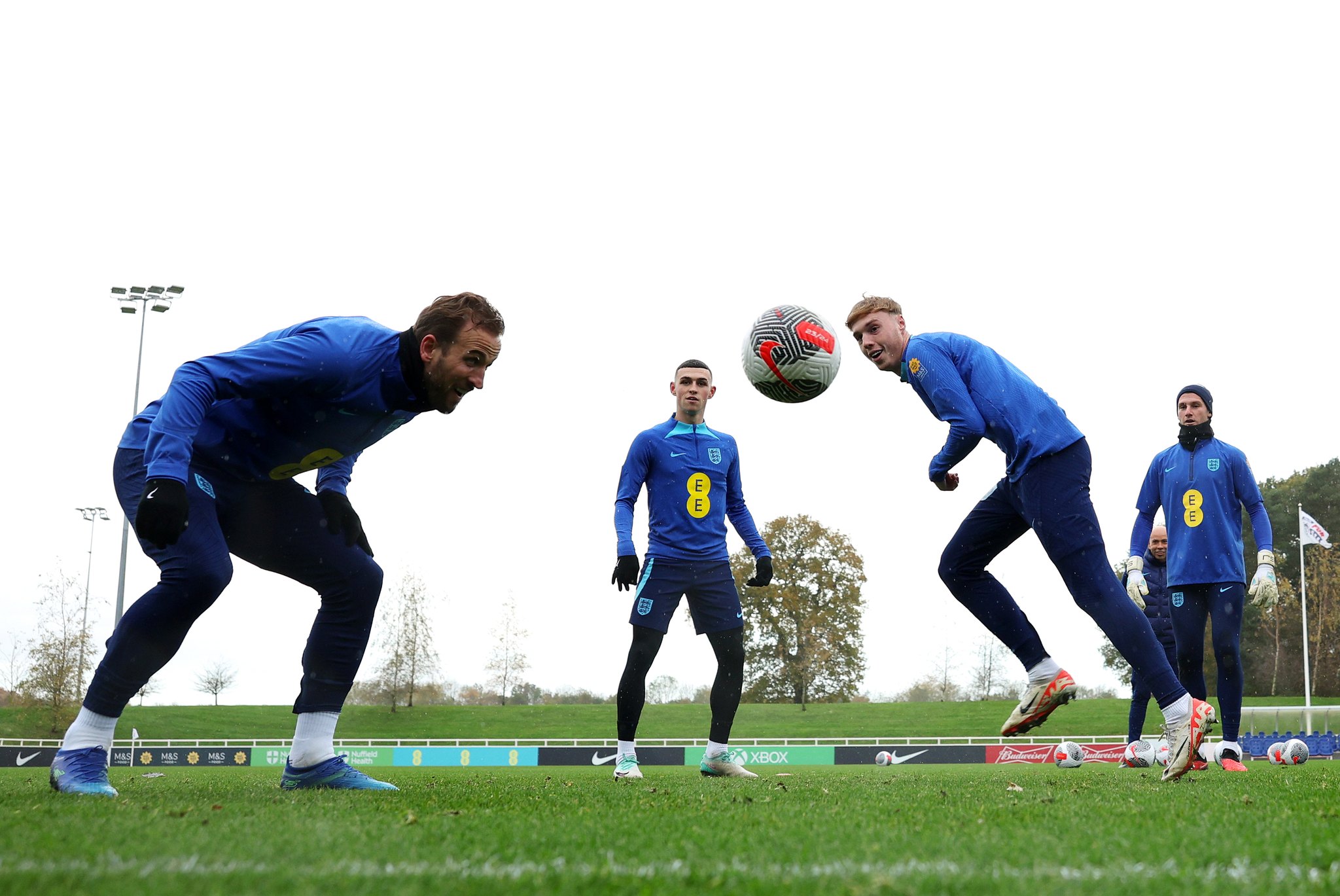 Ảnh bài viết Rashford mất tích; Lộ hình ảnh đáng sợ trên sân tập tuyển Anh