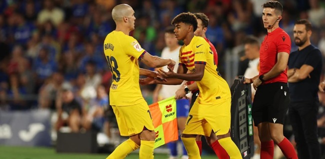 Ảnh bài viết Sao xịt rời Barca, sếp bự chèo kéo công khai