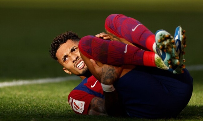 Ảnh bài viết Barca mất 2 quả penalty gây tranh cãi