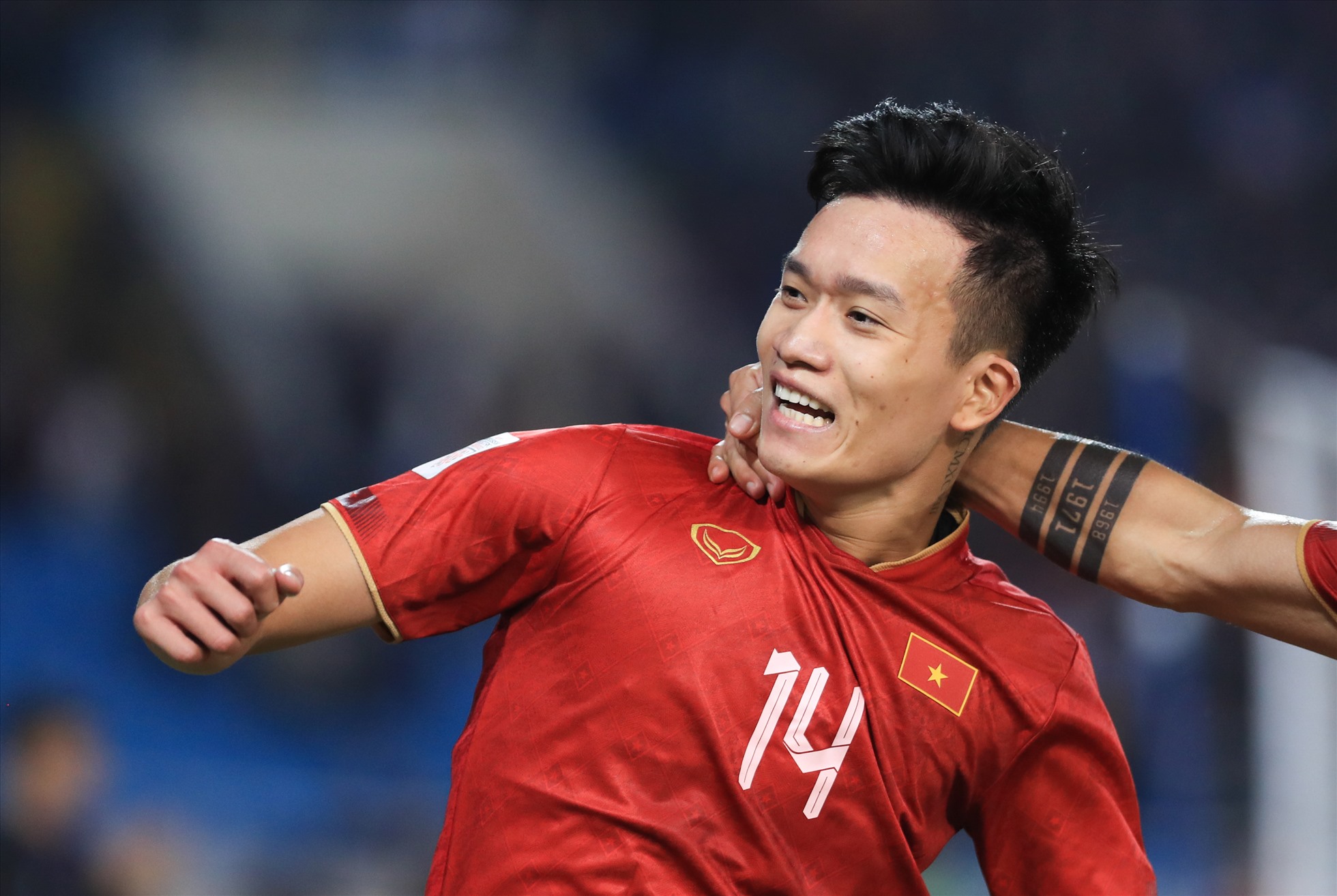 HLV Troussier ngó lơ Hoàng Đức, chuyên gia lên tiếng
