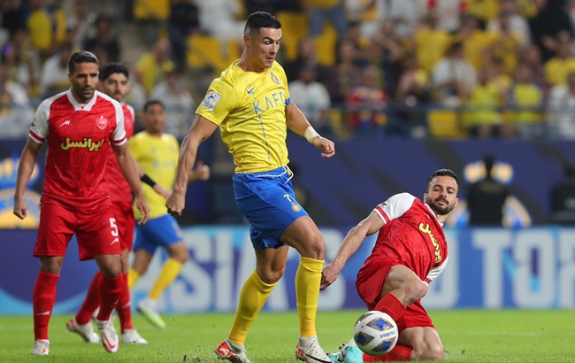 Ảnh bài viết Đội bóng của Benzema "đóng đinh" ngôi đầu; Tâm điểm Ronaldo ngày Al Nassr thiếu người