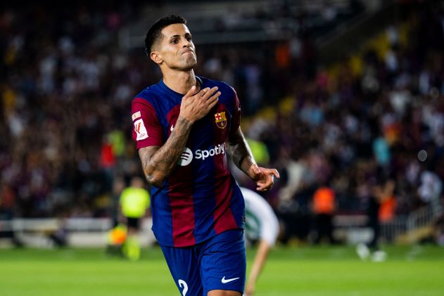 Ảnh bài viết Barca có nên mua đứt Cancelo?