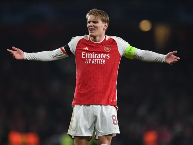 Ảnh bài viết Arteta giải đáp thắc mắc bào sức Odegaard