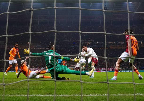 Ảnh bài viết Pellistri có lẽ đã "đá văng" Man Utd khỏi Champions League 